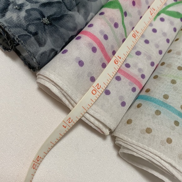 3 vintage floral head scarves - Picture 11 of 11